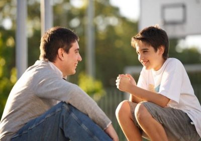 گفتگو با فرزند و نحوه به حرف اوری فرزند